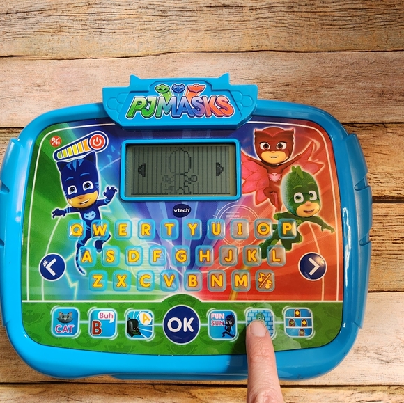 Vtech PJ Masks Time To Be A Hero Learning Tablet - Picture 7 of 9